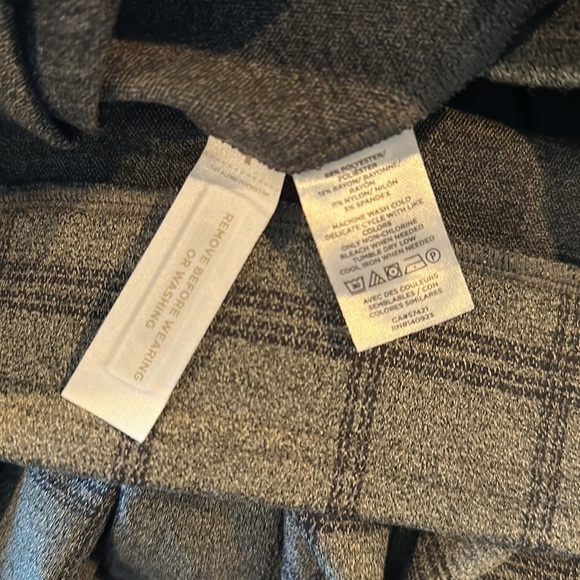 NWOT Loft grey with black plaid pull on dress legging - Picture 3 of 3